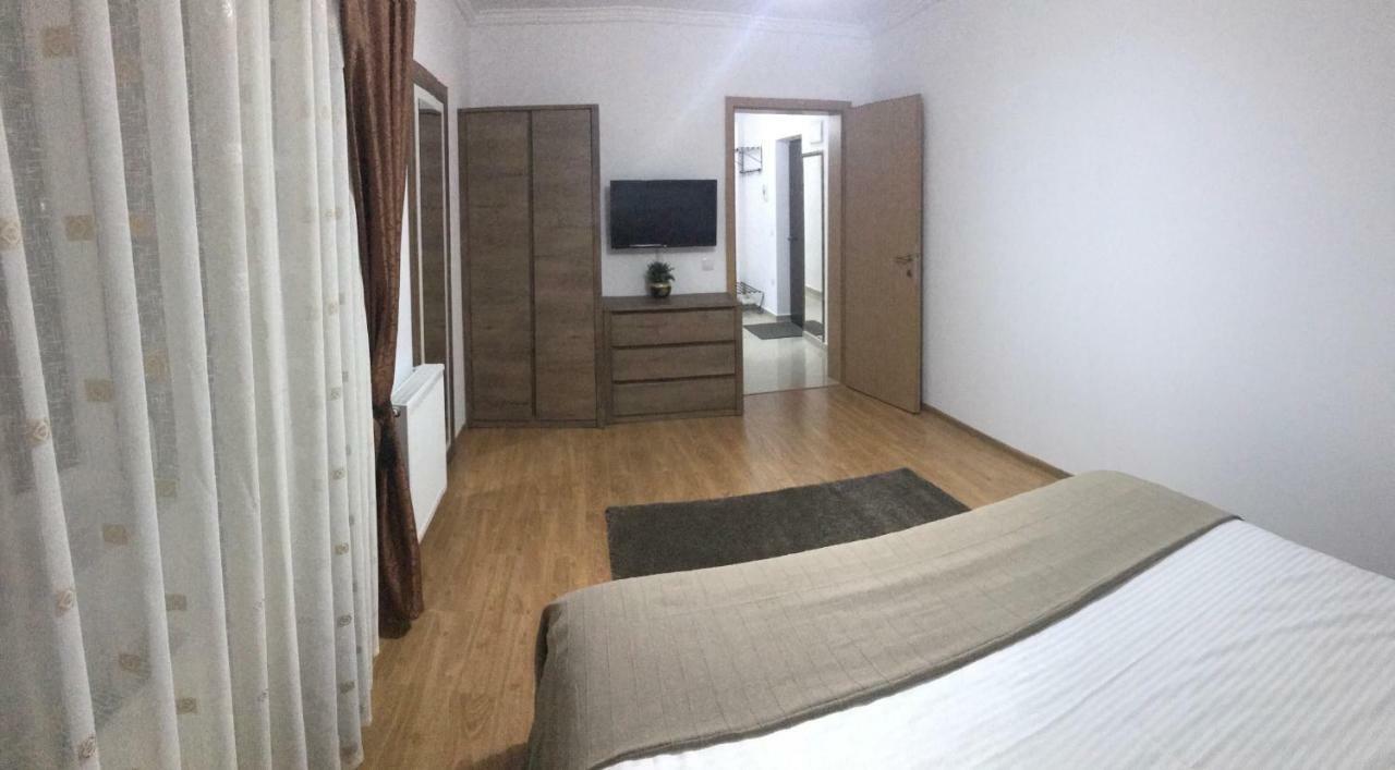 Apartament Toamnei Risnov Bagian luar foto