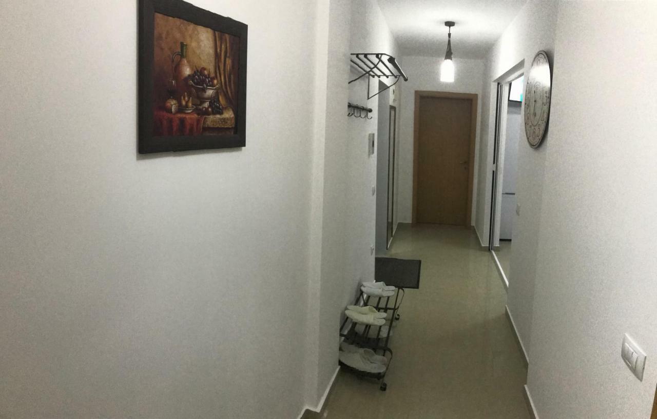 Apartament Toamnei Risnov Bagian luar foto