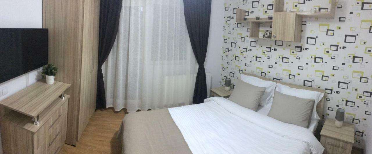 Apartament Toamnei Risnov Bagian luar foto