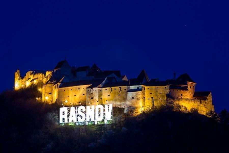 Apartament Toamnei Risnov Bagian luar foto